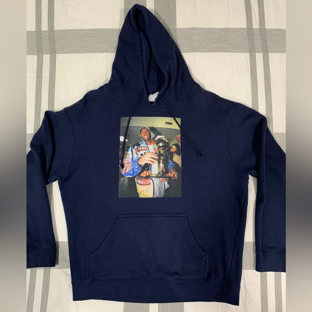 Kobe Bryant NBA Championship Hoodie (XL)
